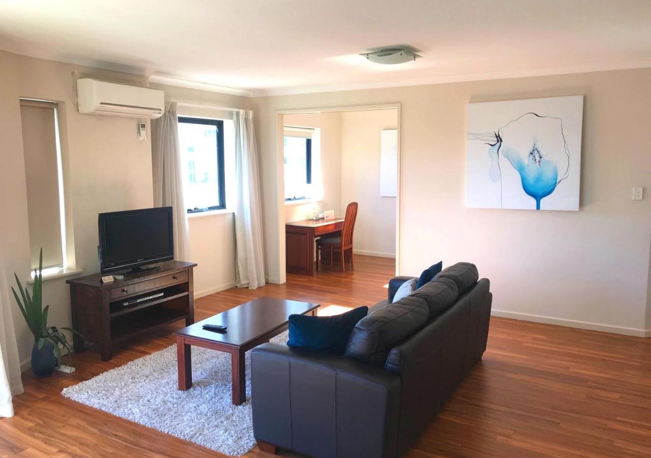 Perth West End Apartment 406 - Executive Escapes מראה חיצוני תמונה